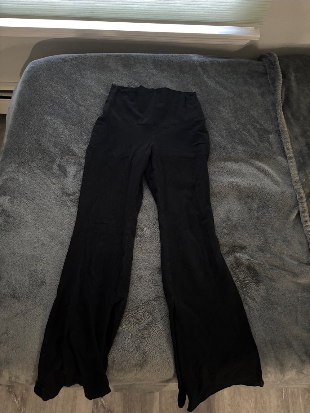 Zip Bottomed Flare leggings